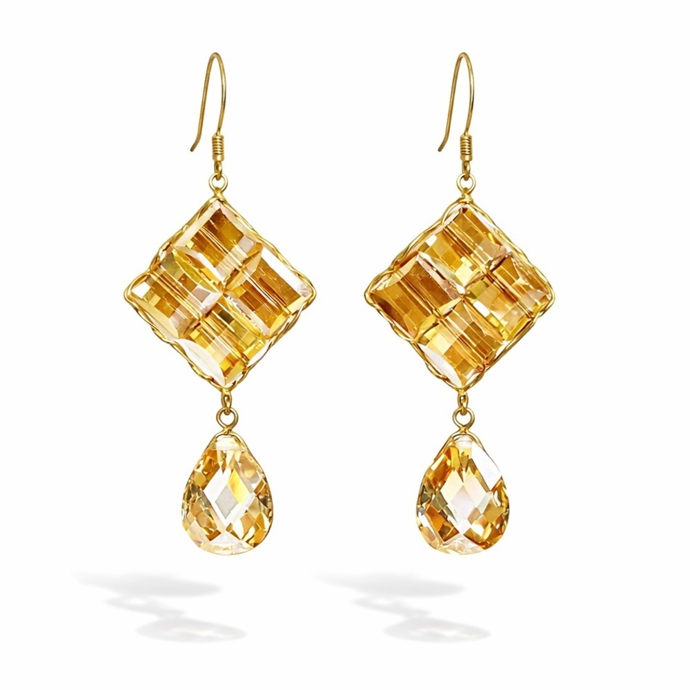 ⚜️ Elegant Gold Drop Earrings